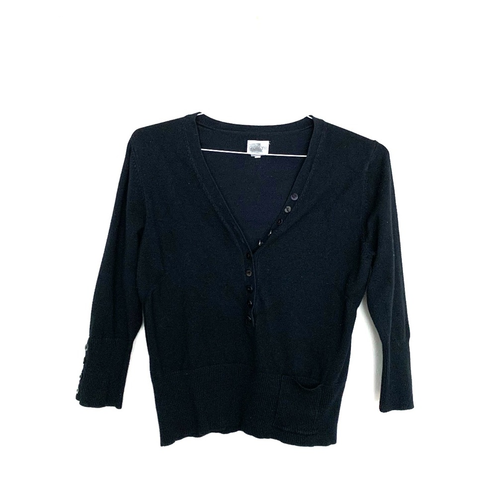 2/$15 Chico’s black pullover sweater. 3/4 sleeves.